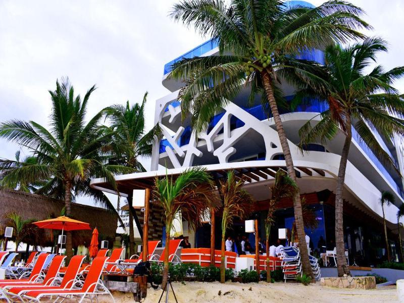 Carmen Quinta Playa del Carmen